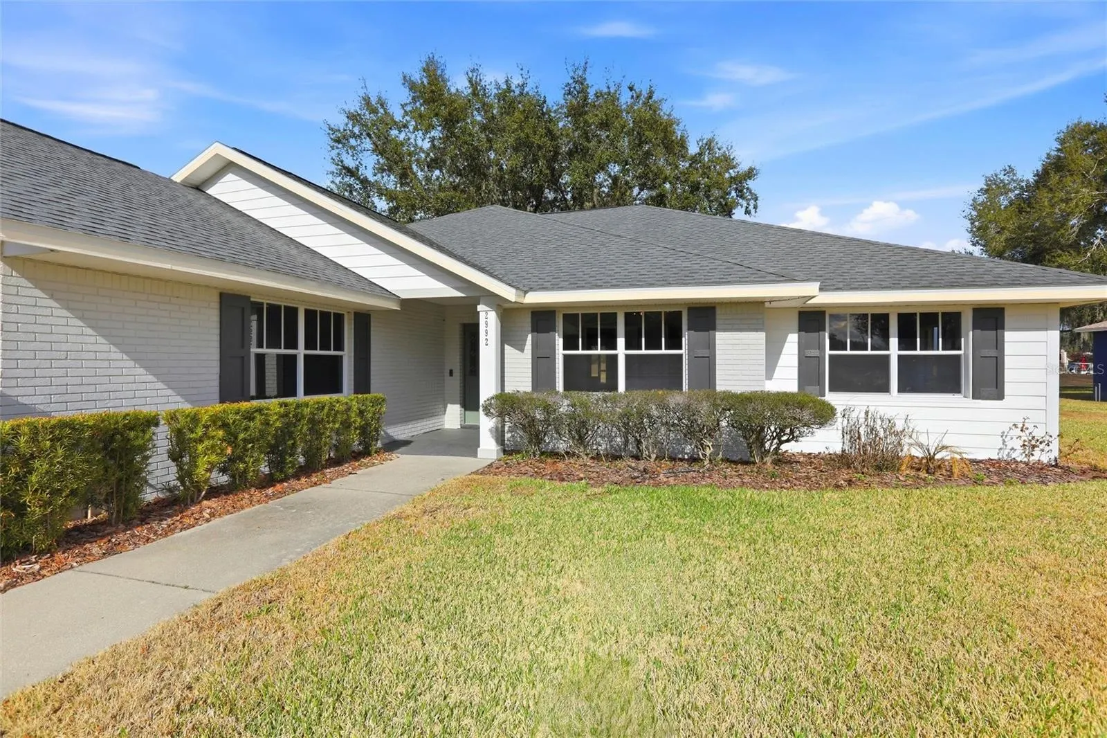 2992 OAKS BND