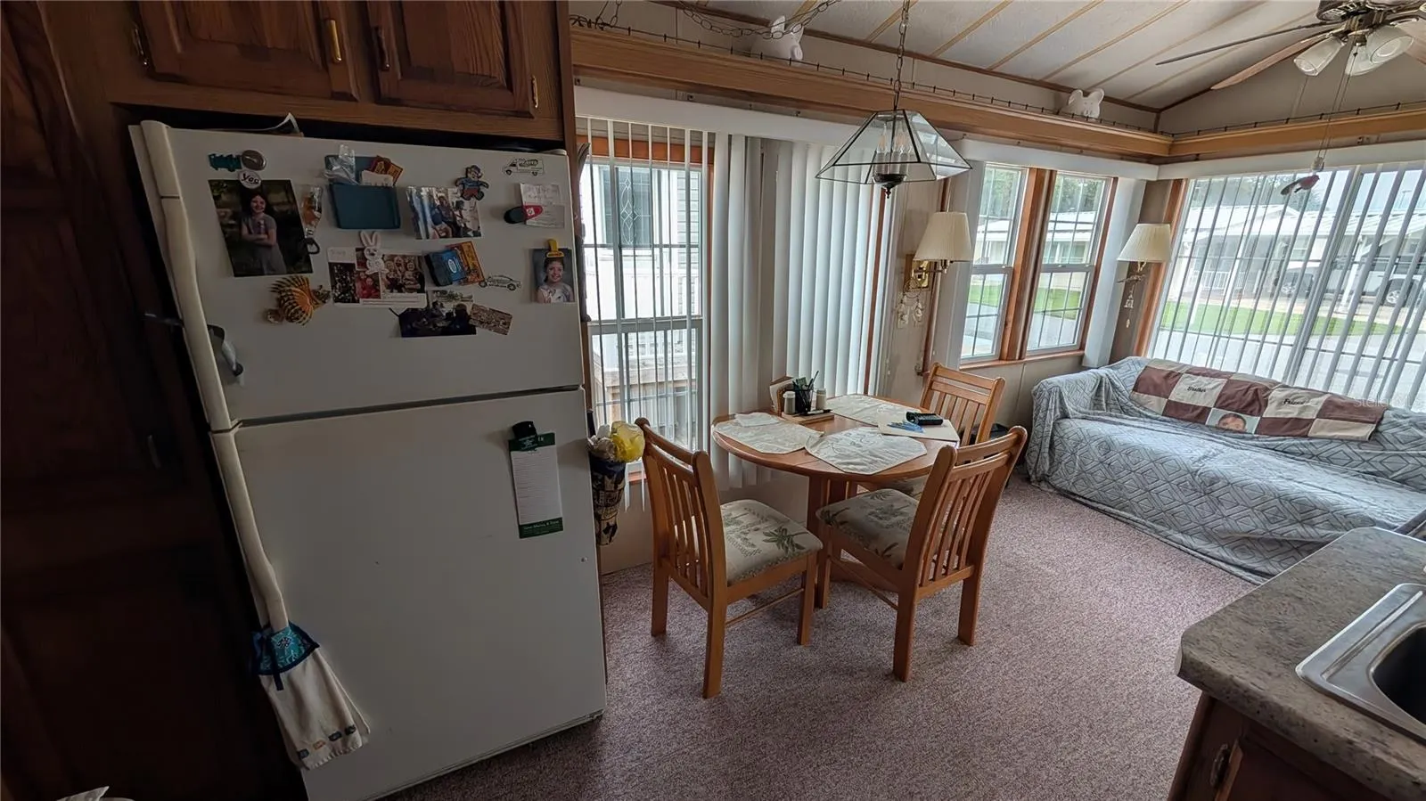 207 CITRUS RIDGE DR