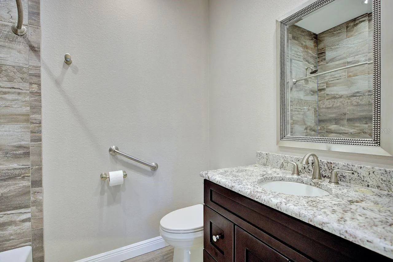 2851 VILLAGE GREEN CT