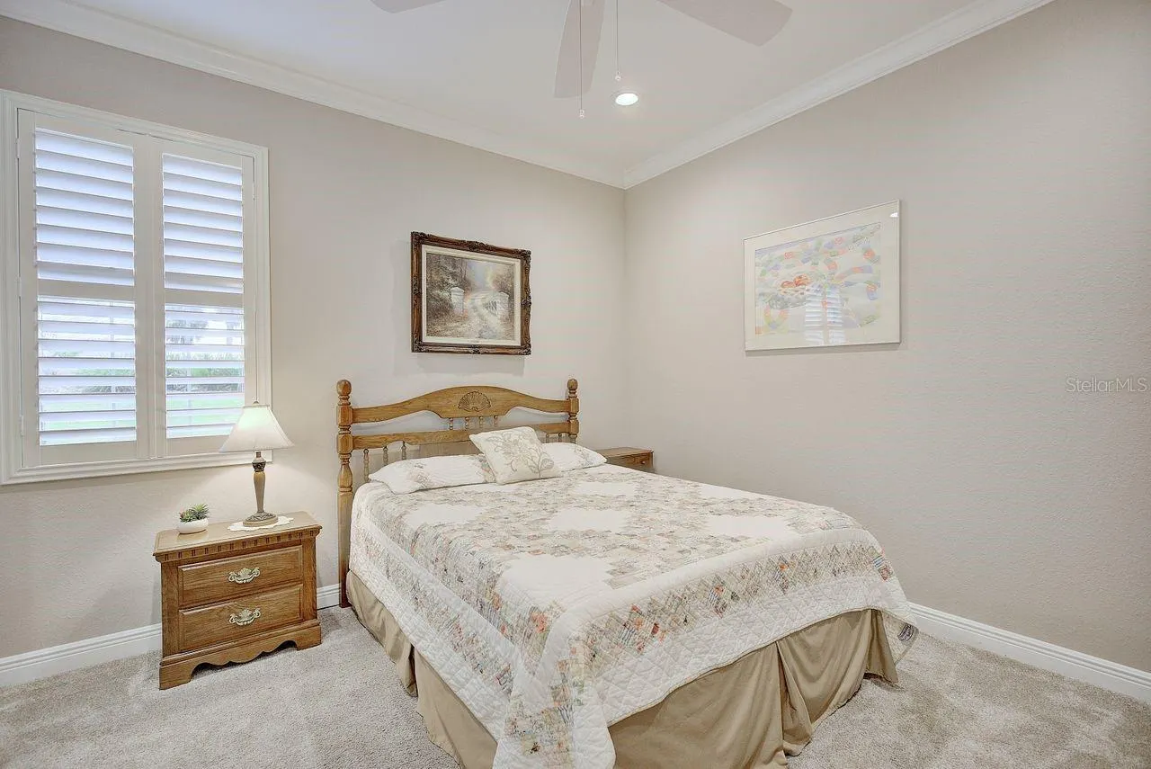 2851 VILLAGE GREEN CT