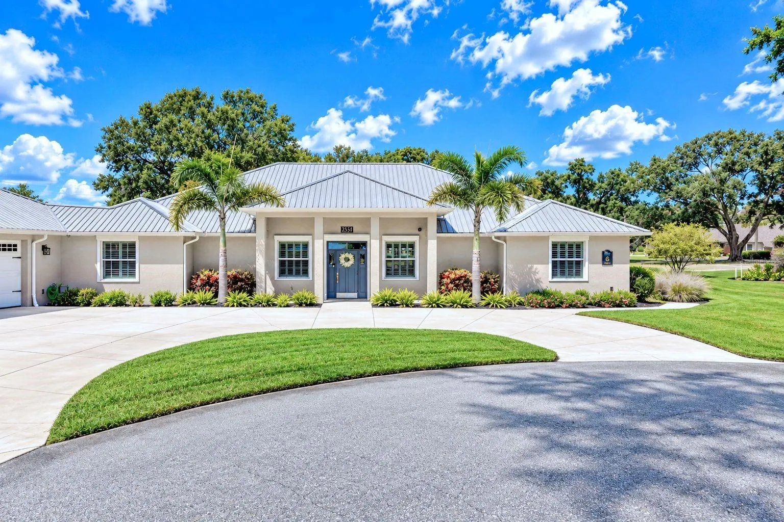2851 VILLAGE GREEN CT