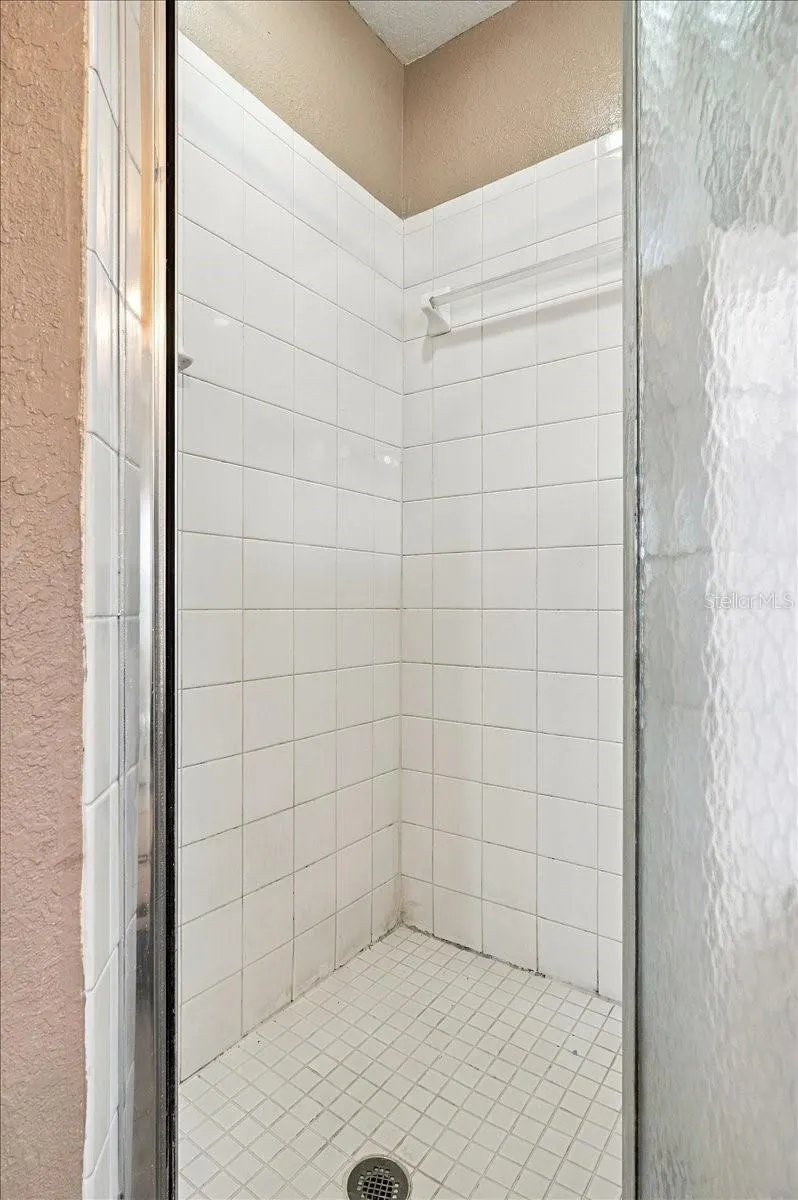 7123 SUMMIT DR