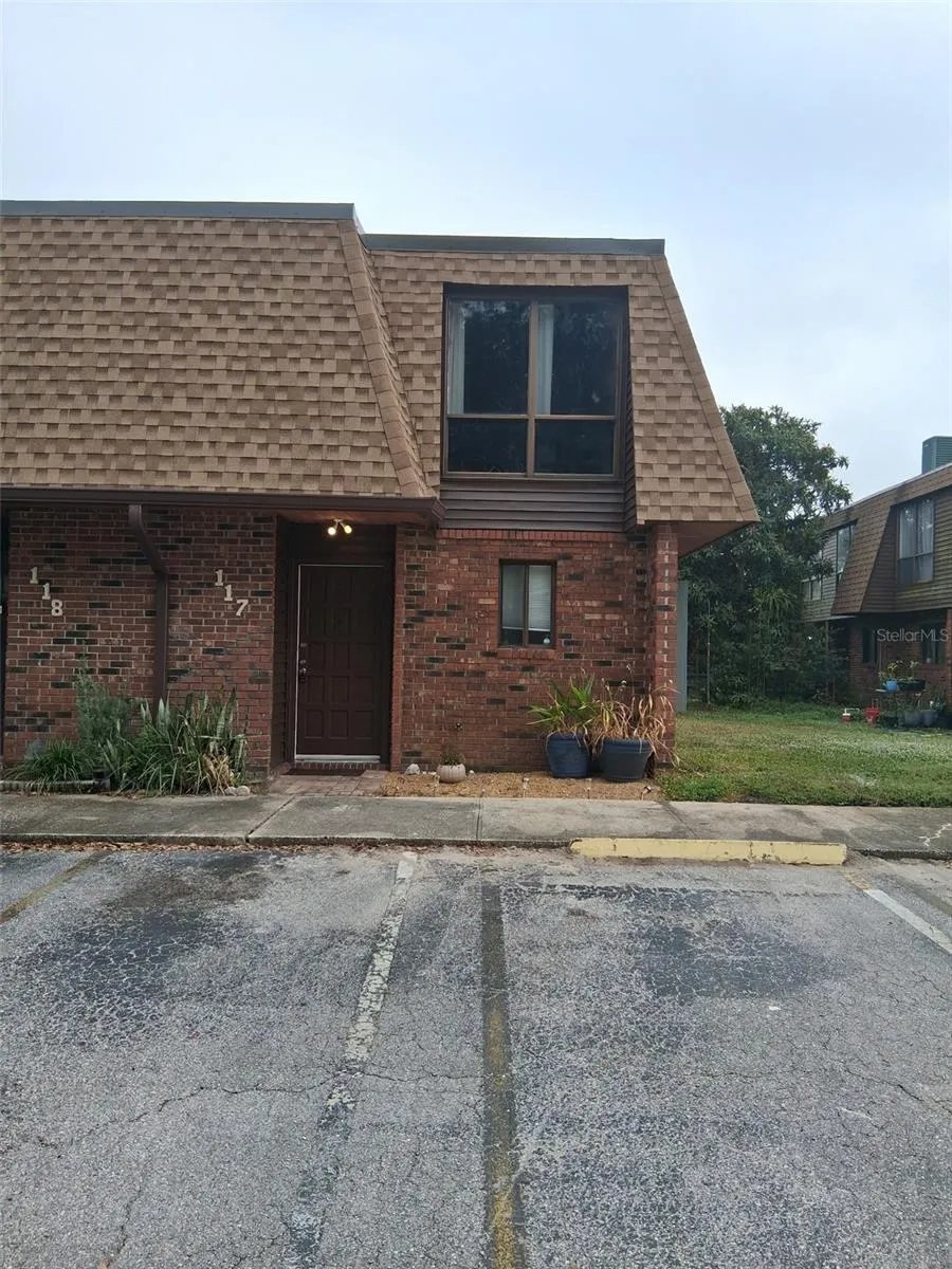 1836 N CRYSTAL-LAKE DR #117 #117