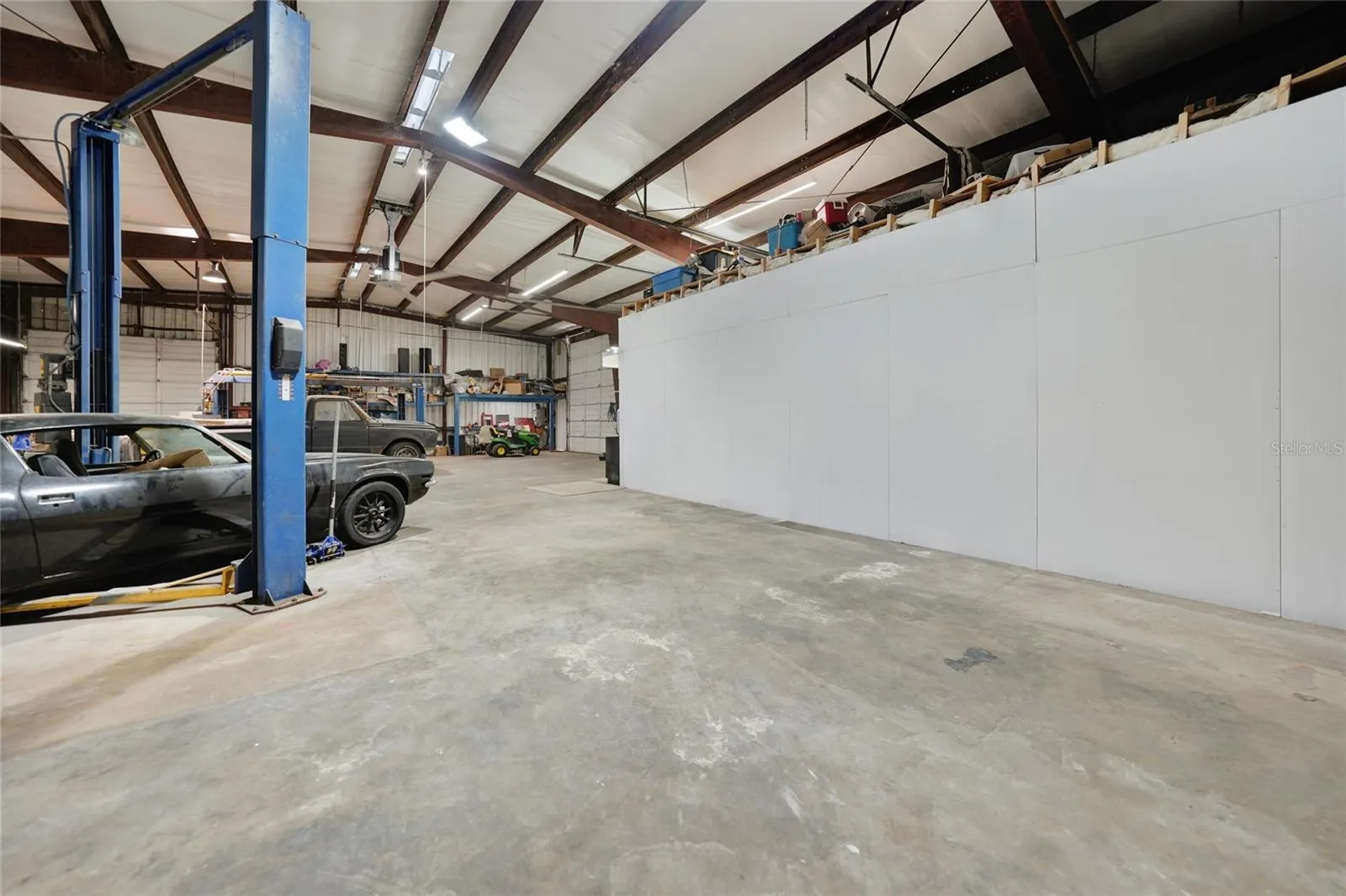 2461 SW HIGHWAY 17