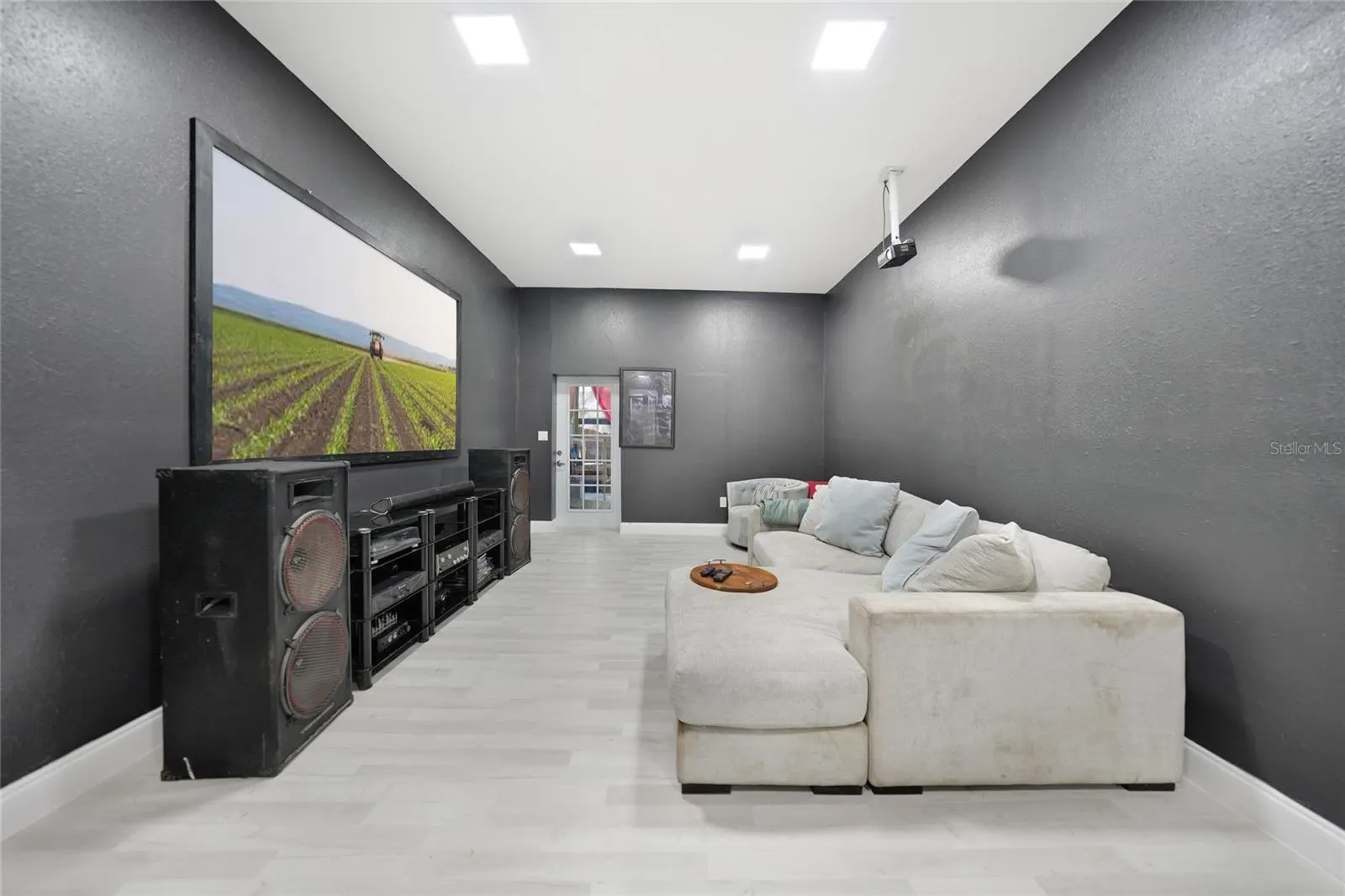 2461 SW HIGHWAY 17