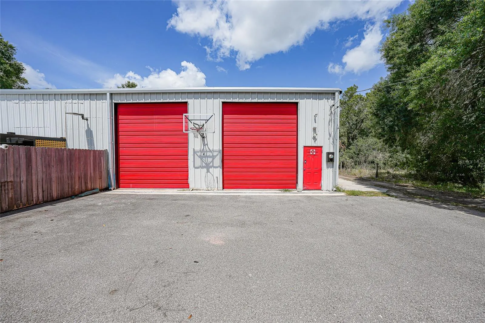 2461 SW HIGHWAY 17