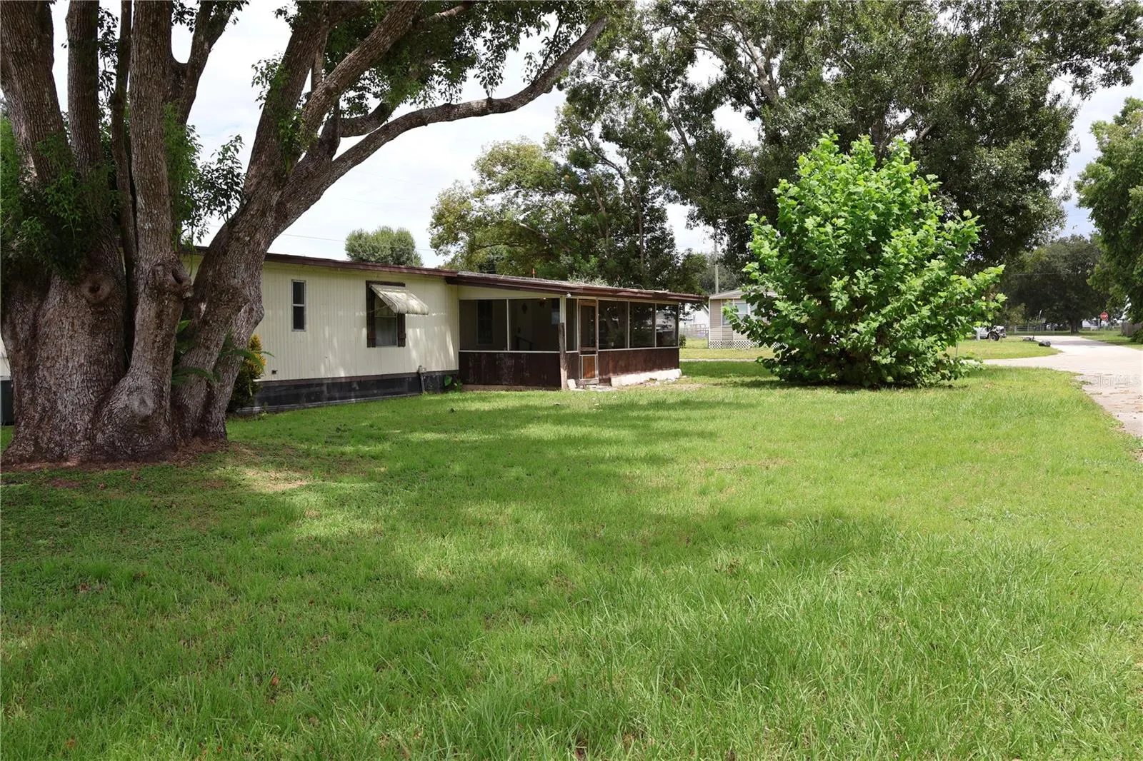 1007 SPARROW RD