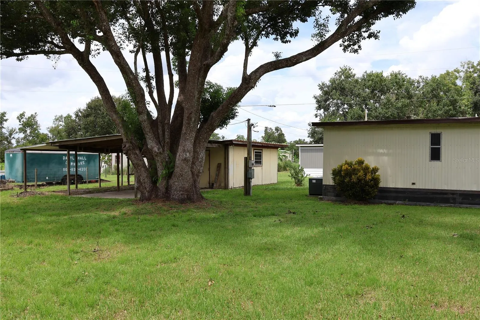 1007 SPARROW RD