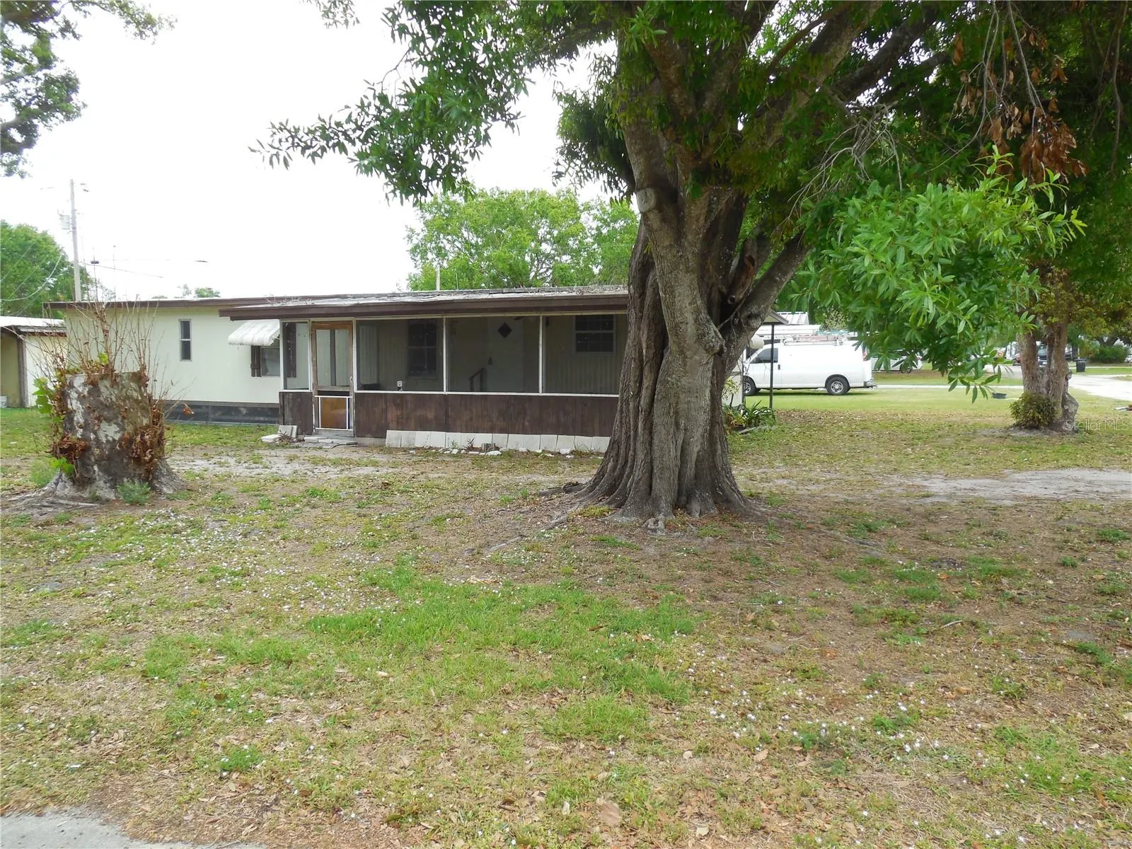 1007 SPARROW RD