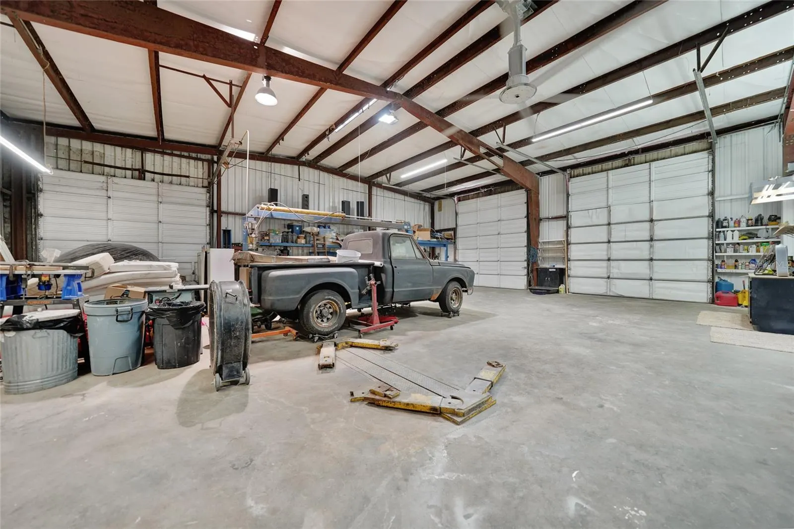 2461 SW HIGHWAY 17