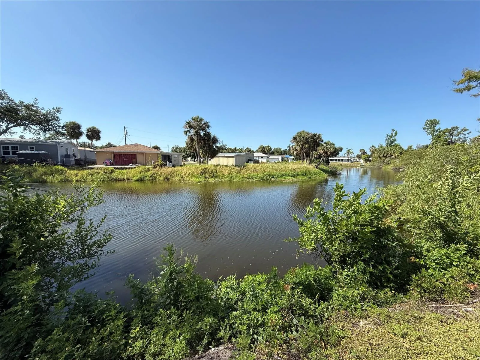 11812 SW SPRING LAKE DR