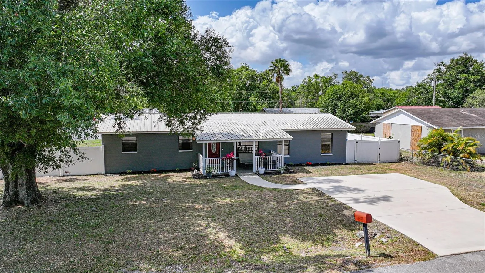 1741 NE TRISHA DR