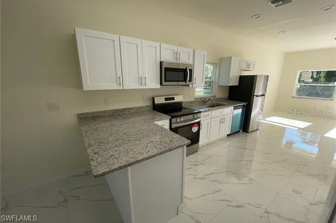 13049 APACHE DR