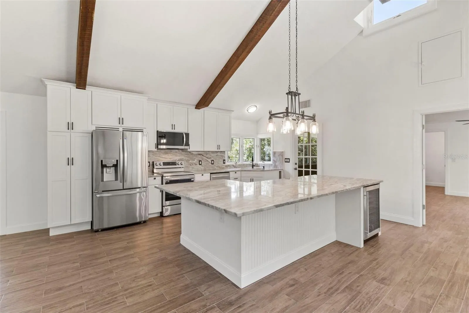 1183 NW GIRL SCOUT RD