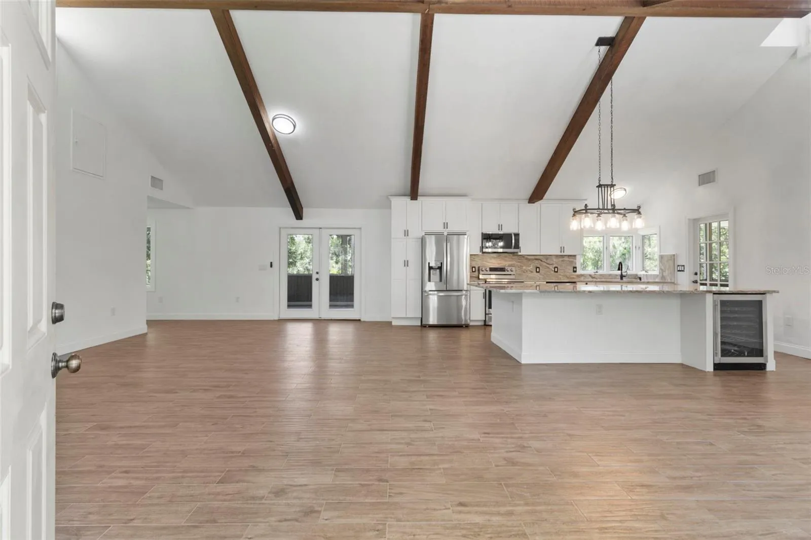 1183 NW GIRL SCOUT RD