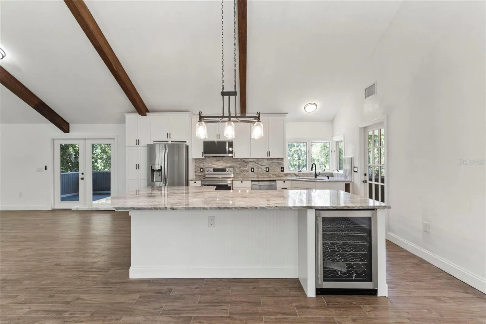 1183 NW GIRL SCOUT RD