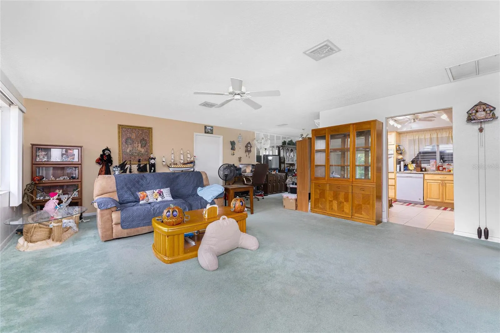 22158 RIVERHEAD AVE