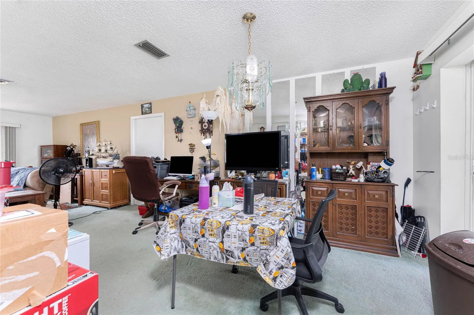 22158 RIVERHEAD AVE