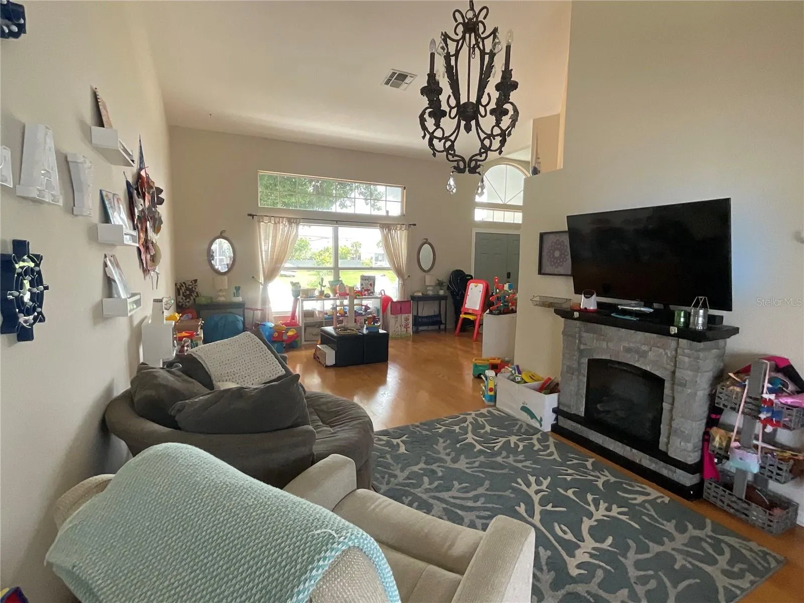 1040 BAY HARBOR DR