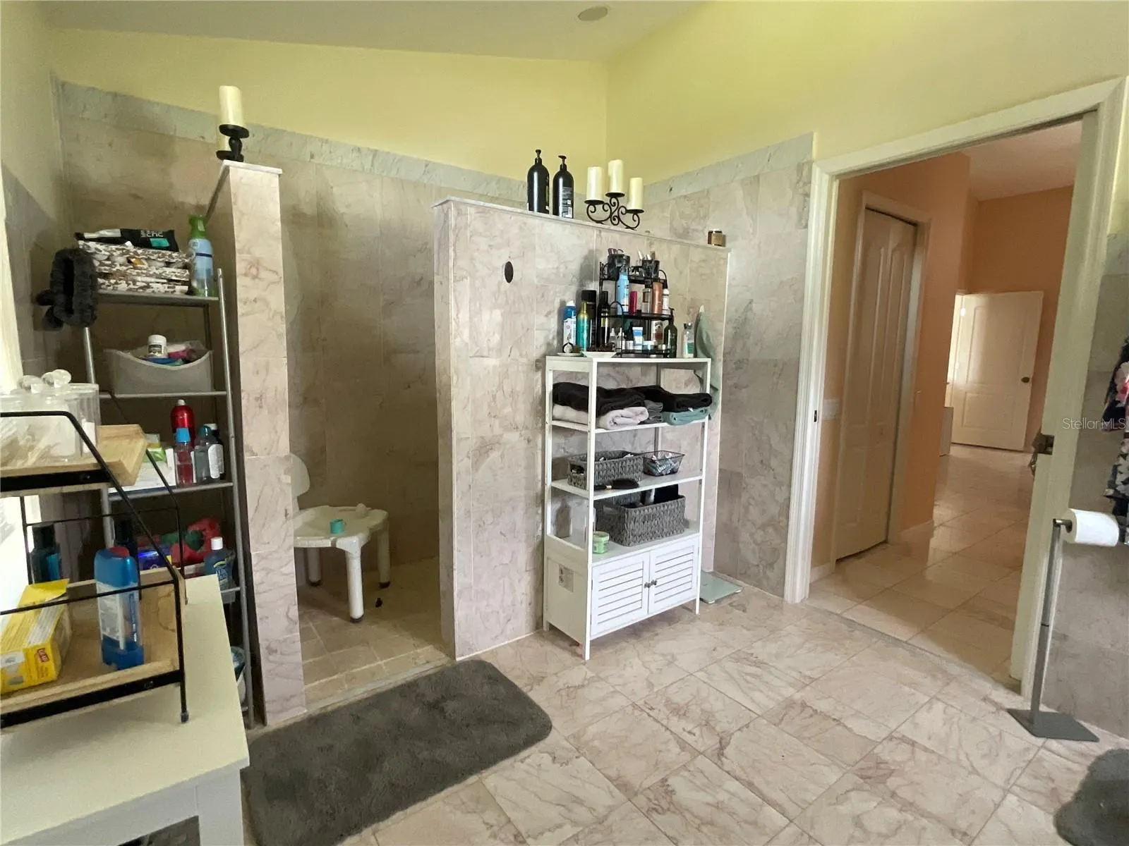 1040 BAY HARBOR DR