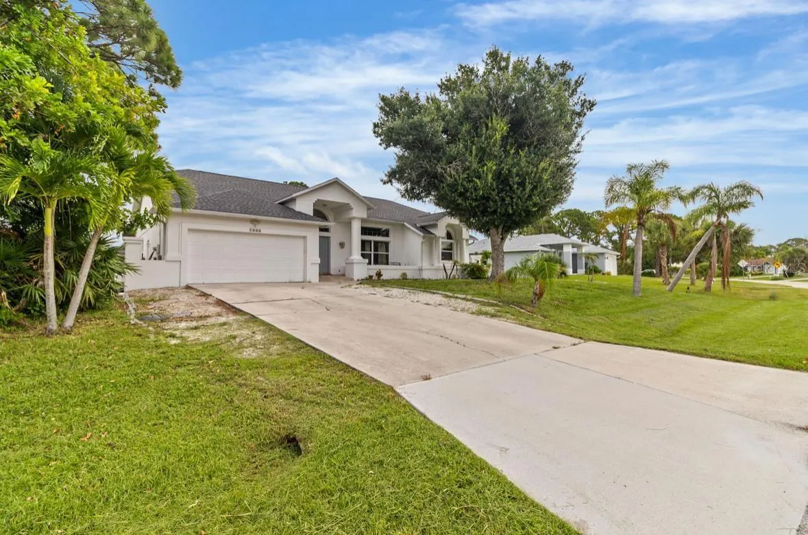 1040 BAY HARBOR DR