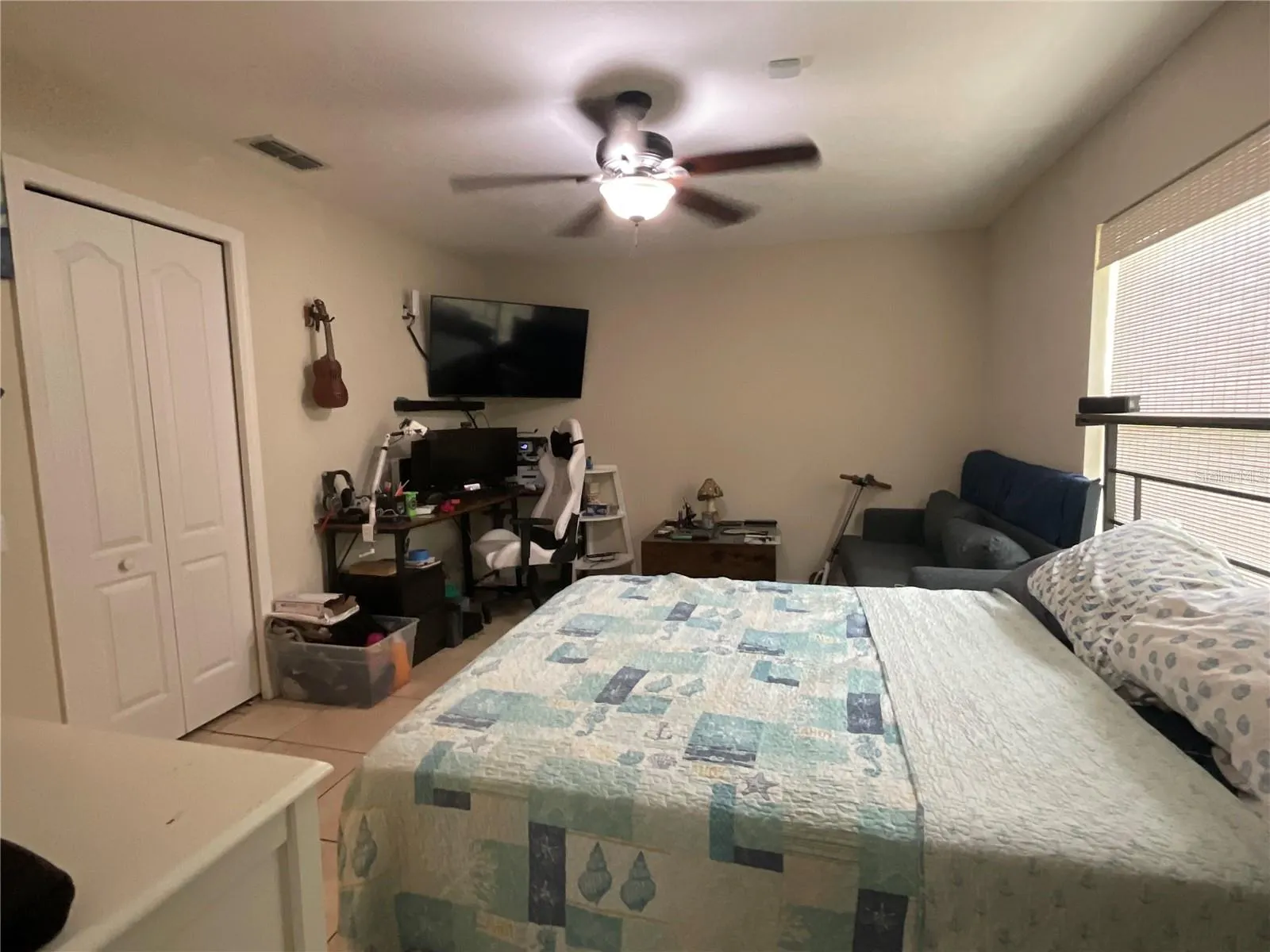 1040 BAY HARBOR DR