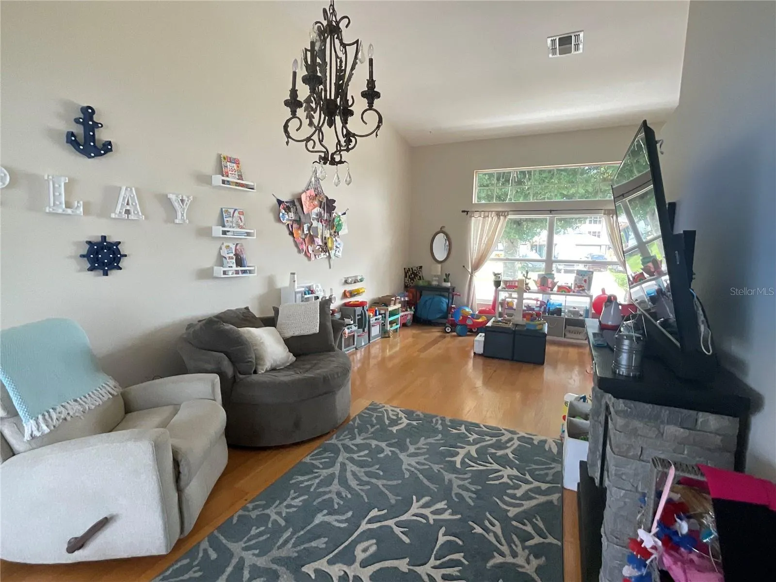 1040 BAY HARBOR DR