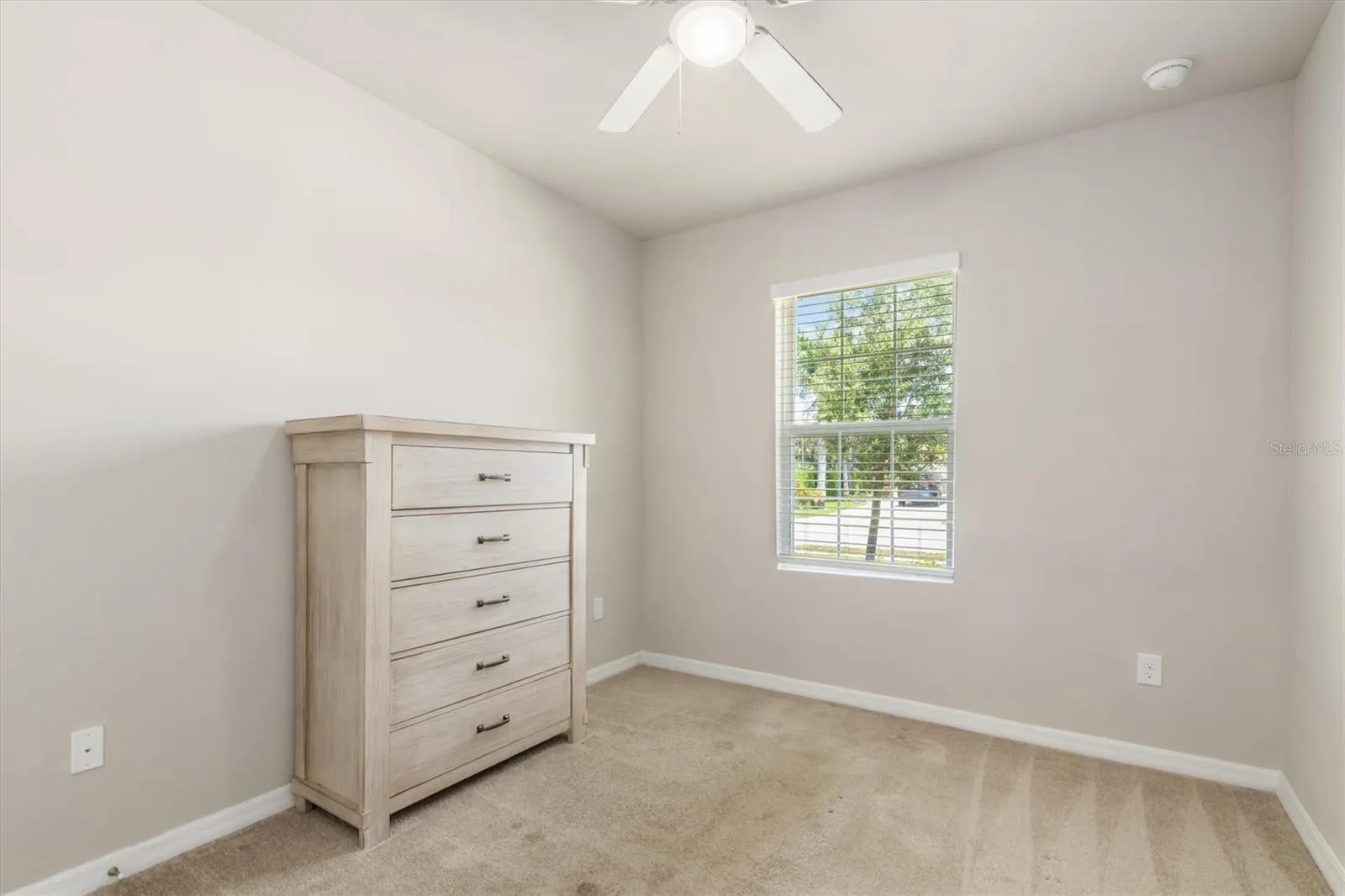 25089 E LENOX CIR