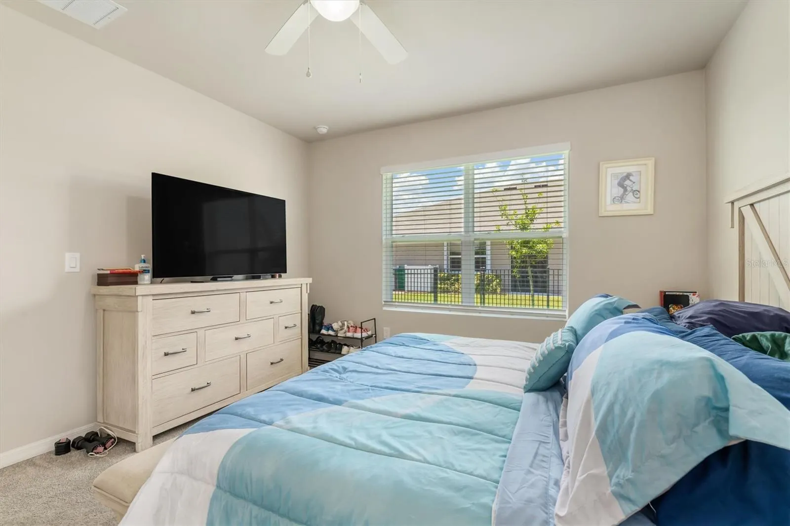 25089 E LENOX CIR