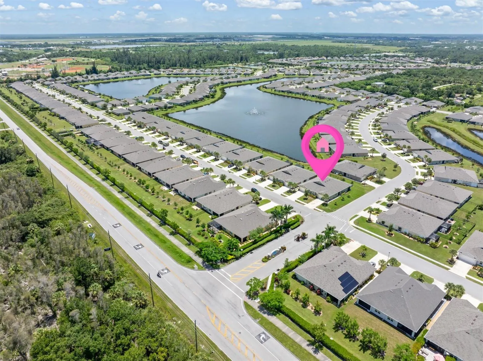 25089 E LENOX CIR