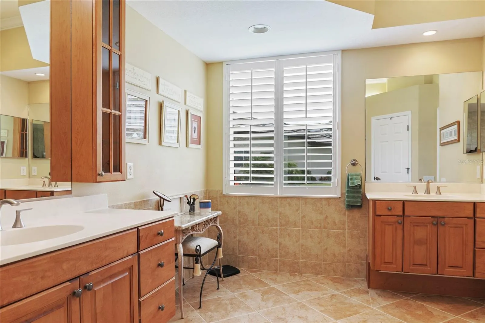 3331 BAILEY PALM CT