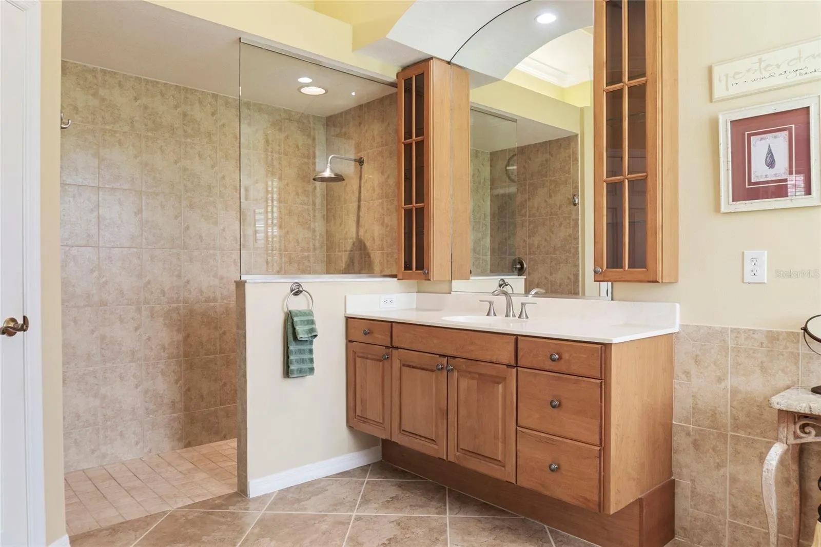 3331 BAILEY PALM CT