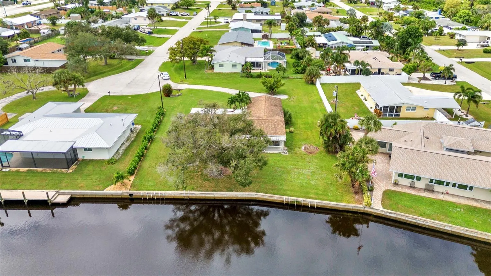 480 PALM CREEK DR