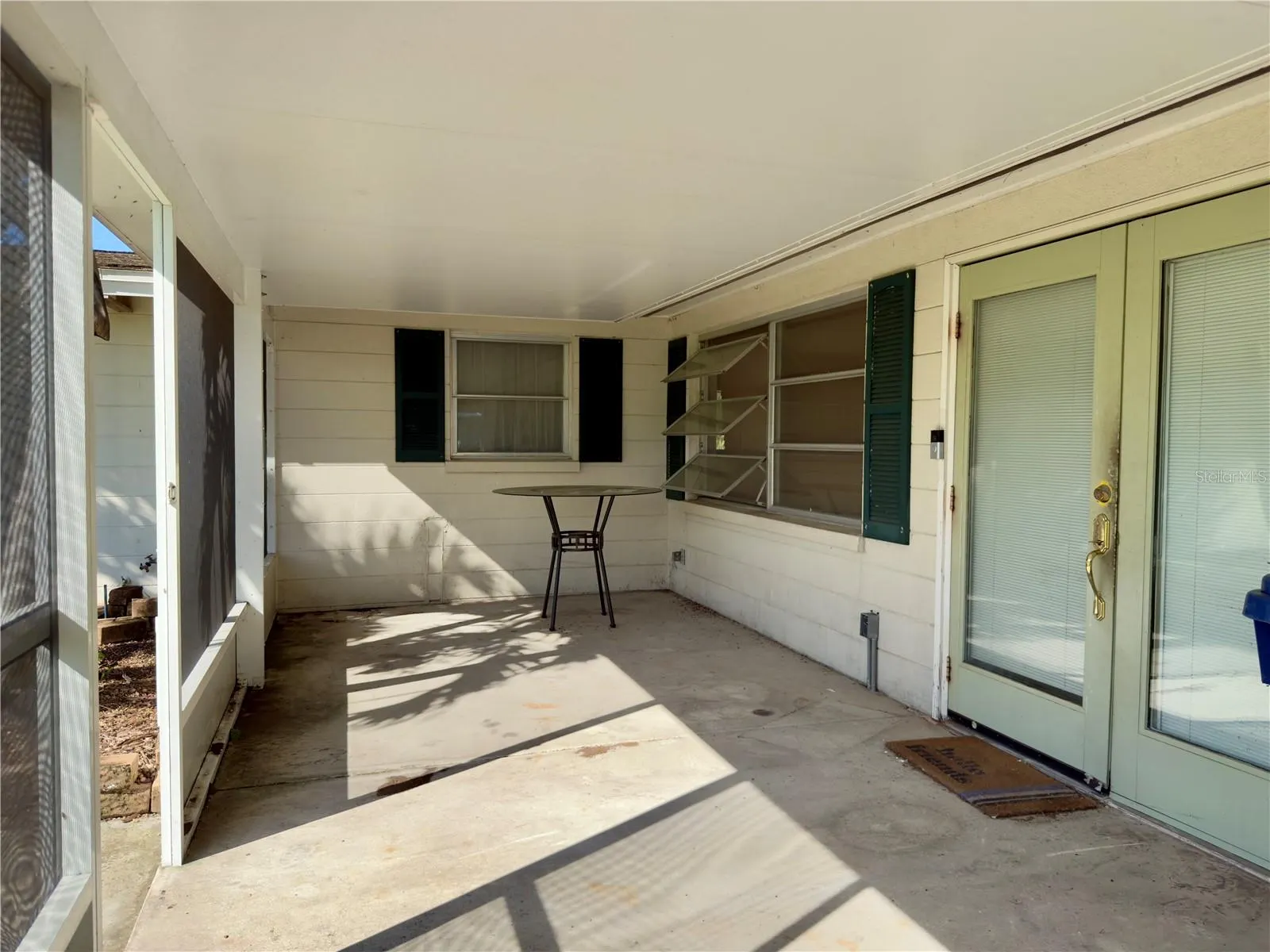 480 PALM CREEK DR