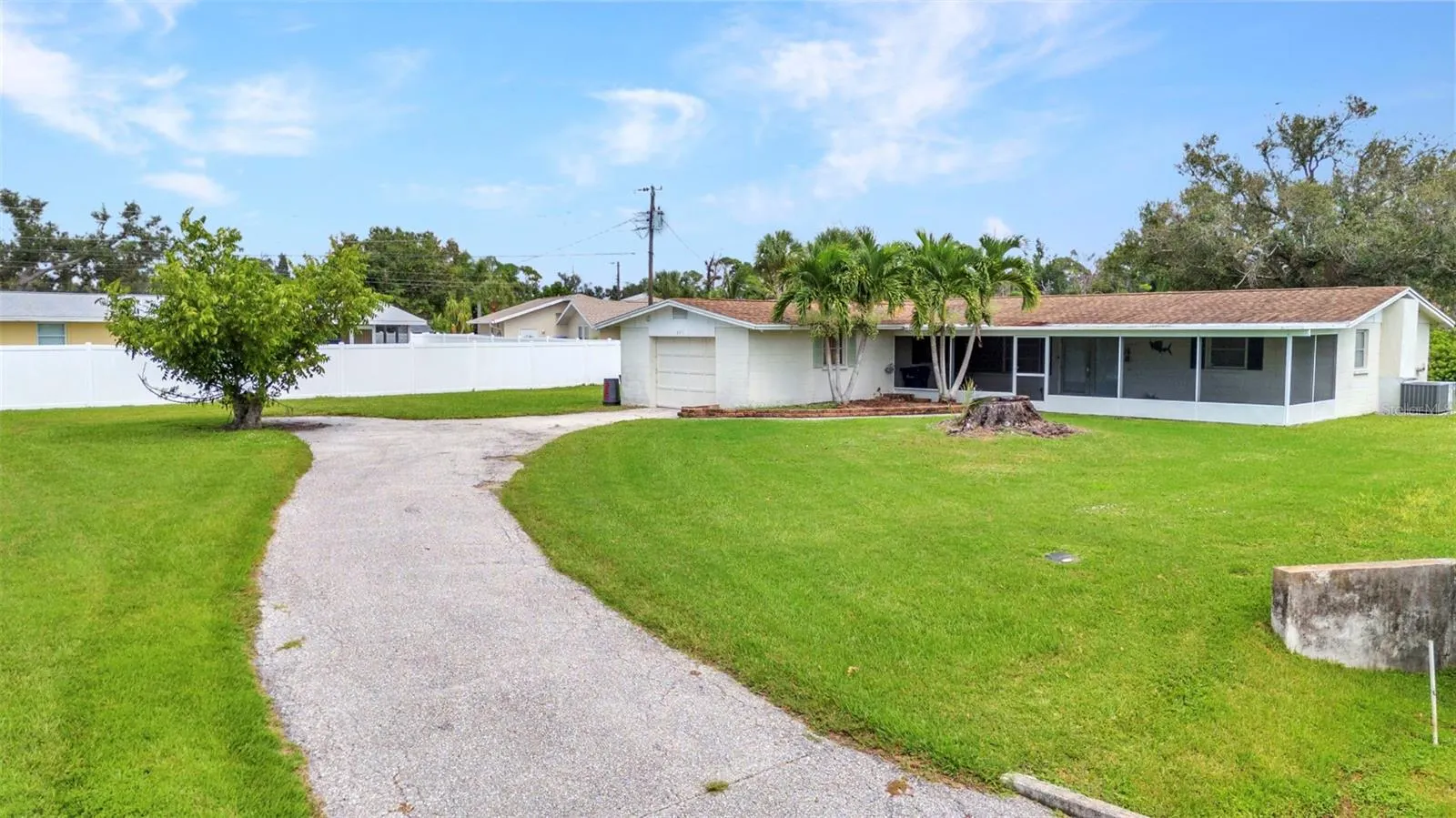 480 PALM CREEK DR