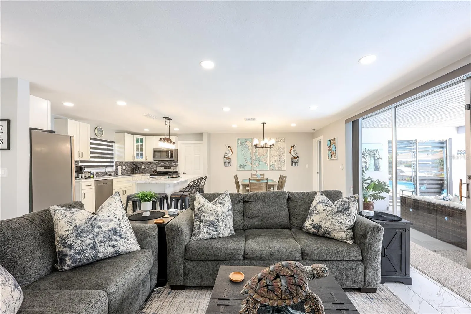 3505 SE 16TH PL