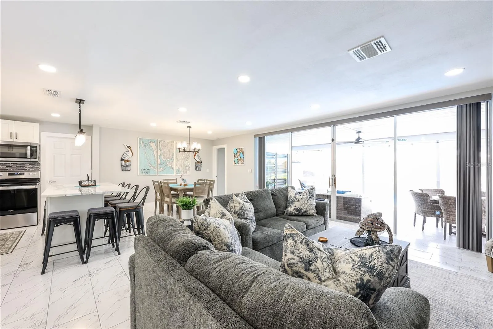 3505 SE 16TH PL