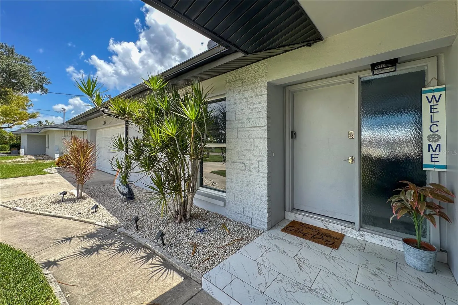 3505 SE 16TH PL