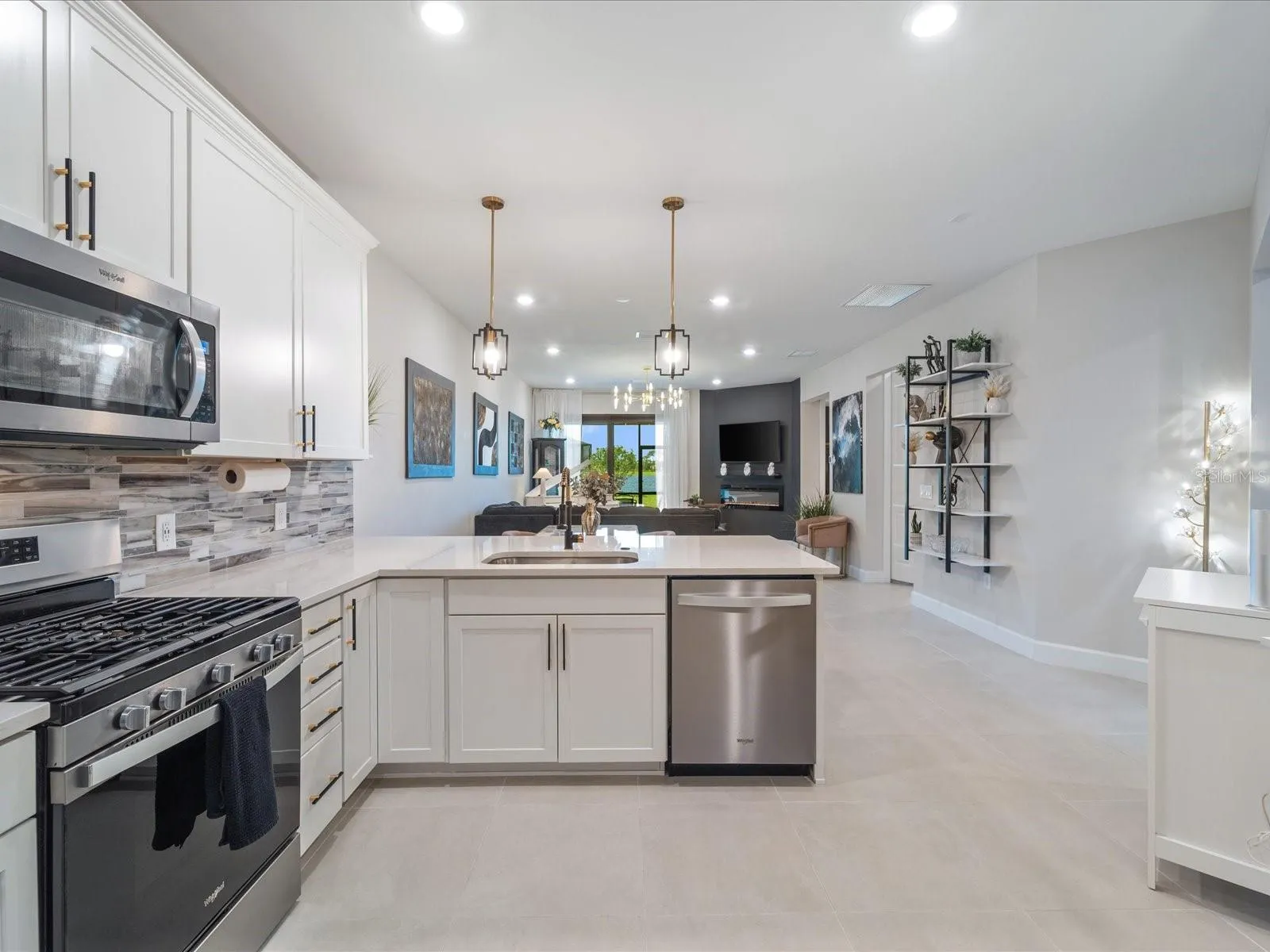 14608 MISTY POND LOOP