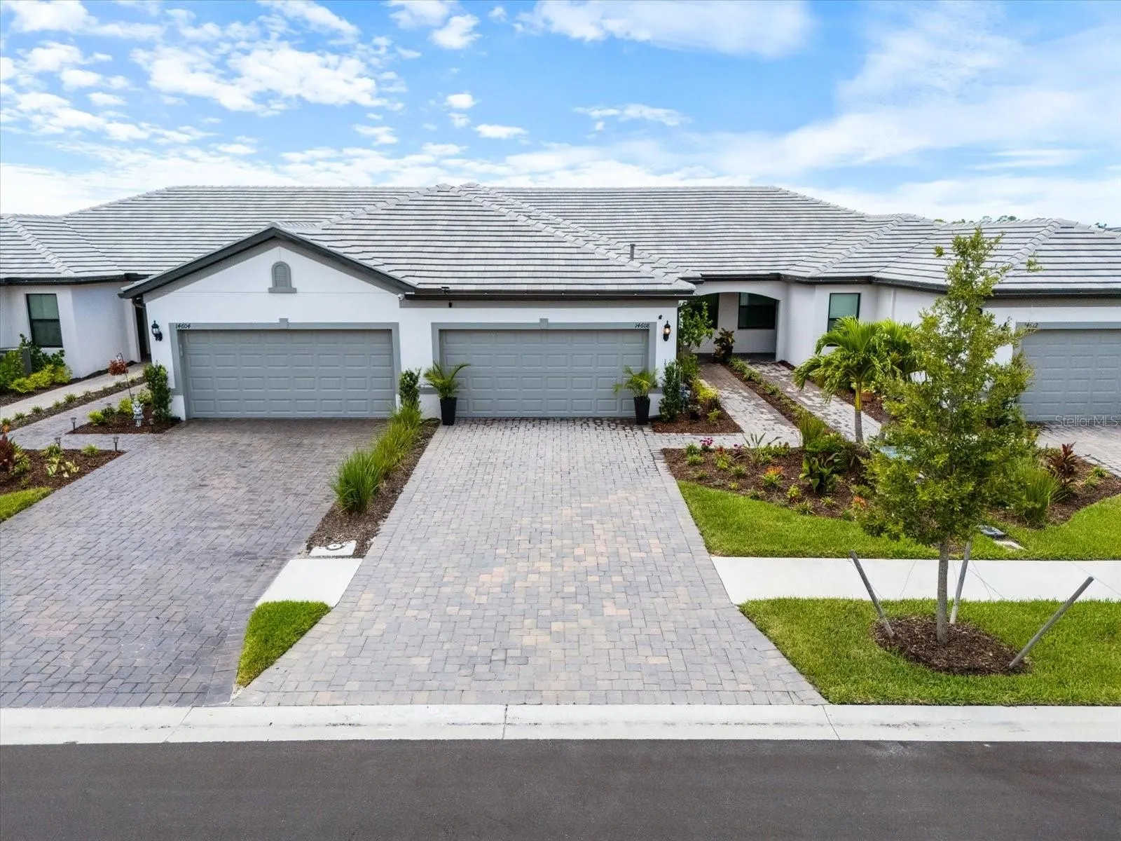 14608 MISTY POND LOOP