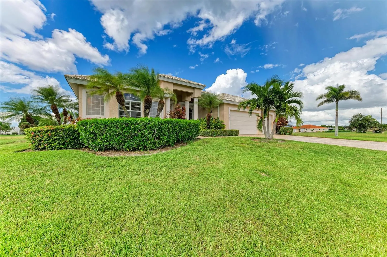 17371 ISAAC LN