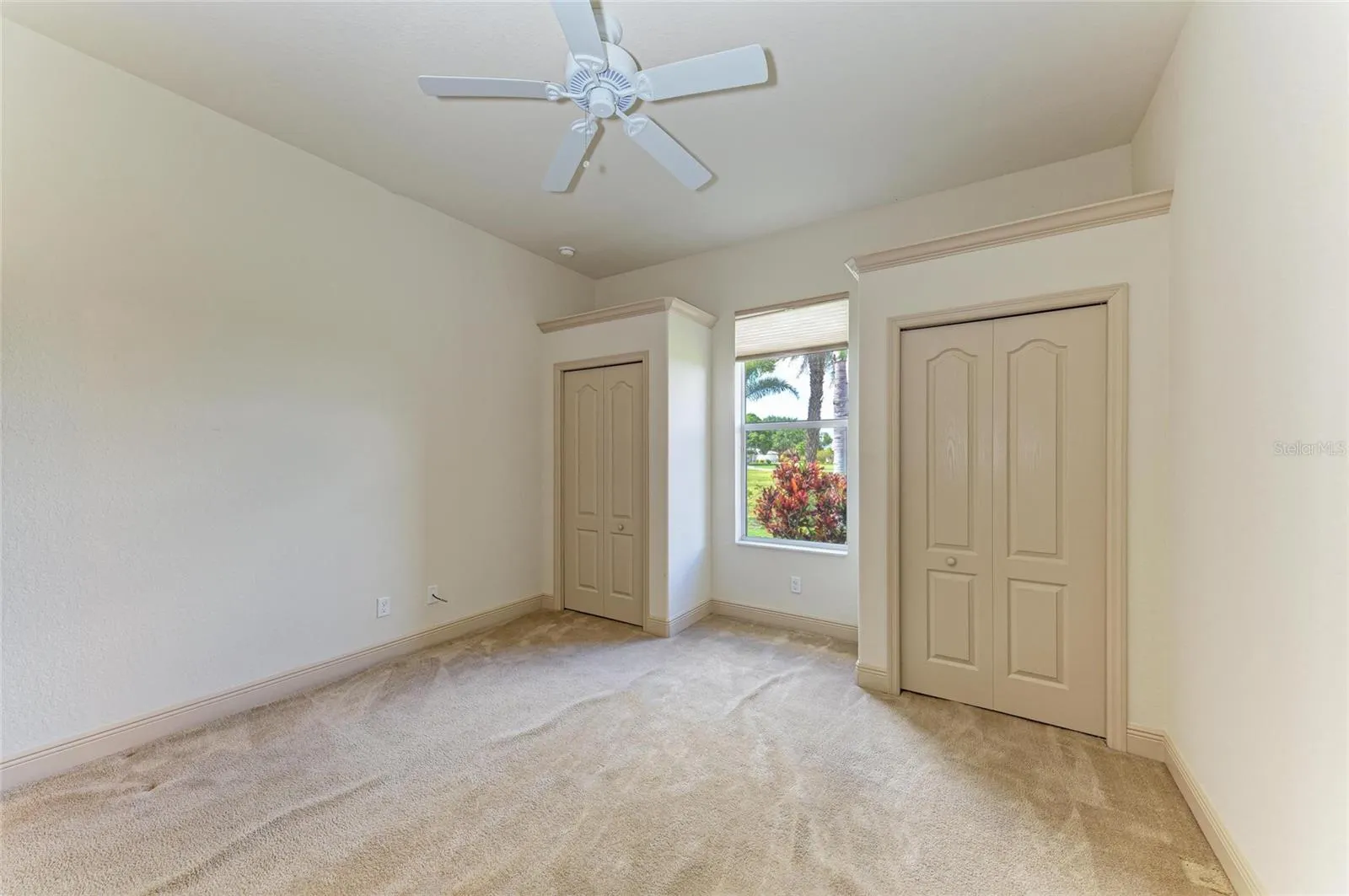 17371 ISAAC LN