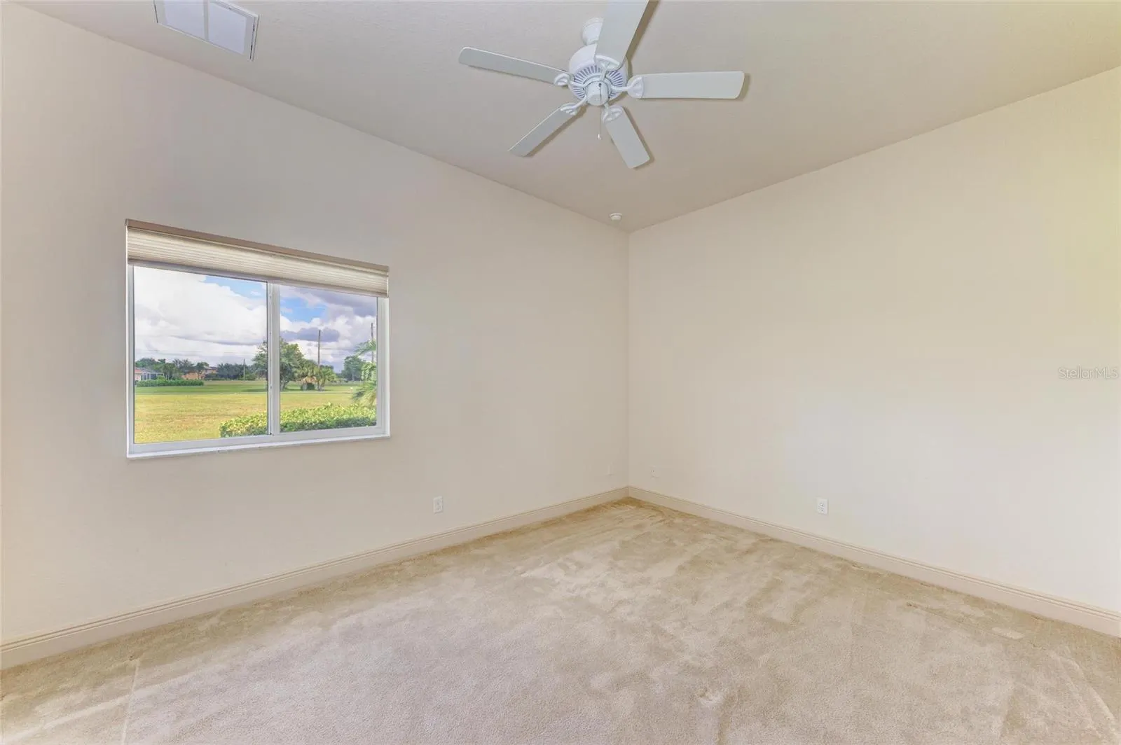 17371 ISAAC LN