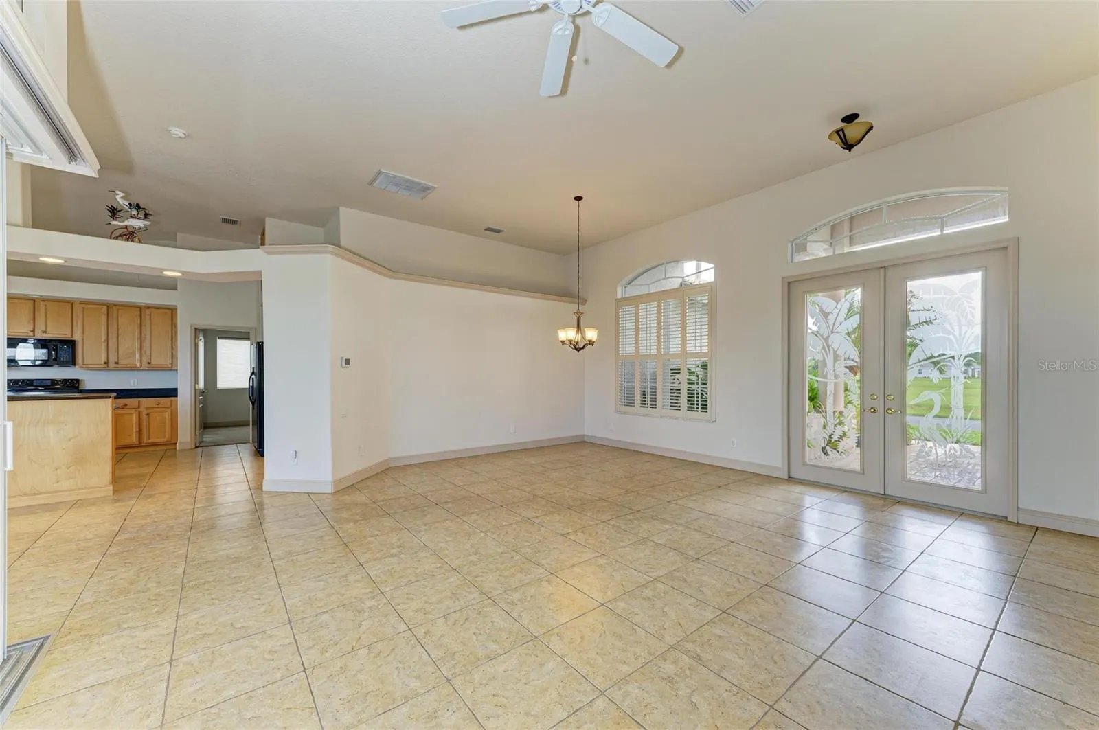 17371 ISAAC LN
