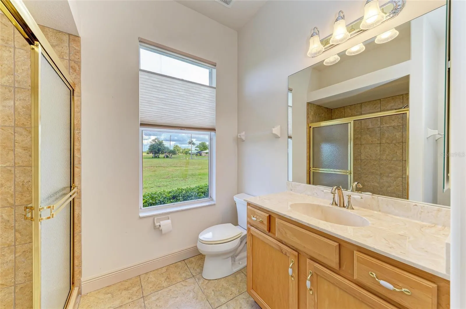 17371 ISAAC LN