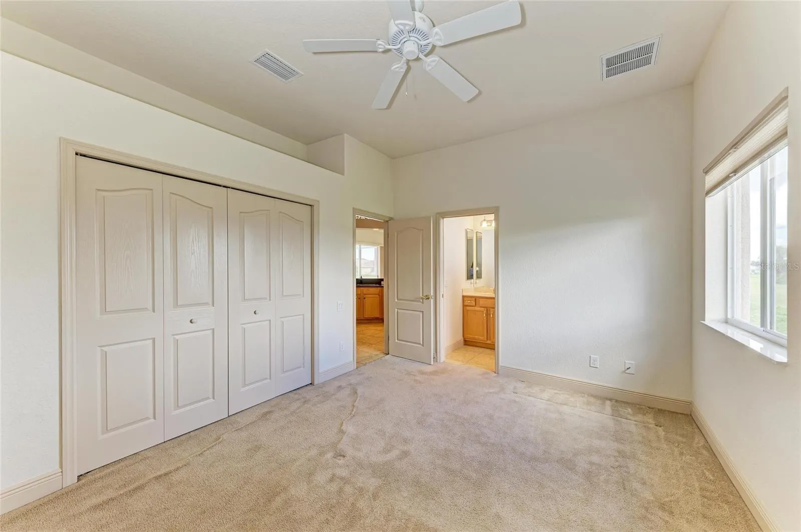17371 ISAAC LN