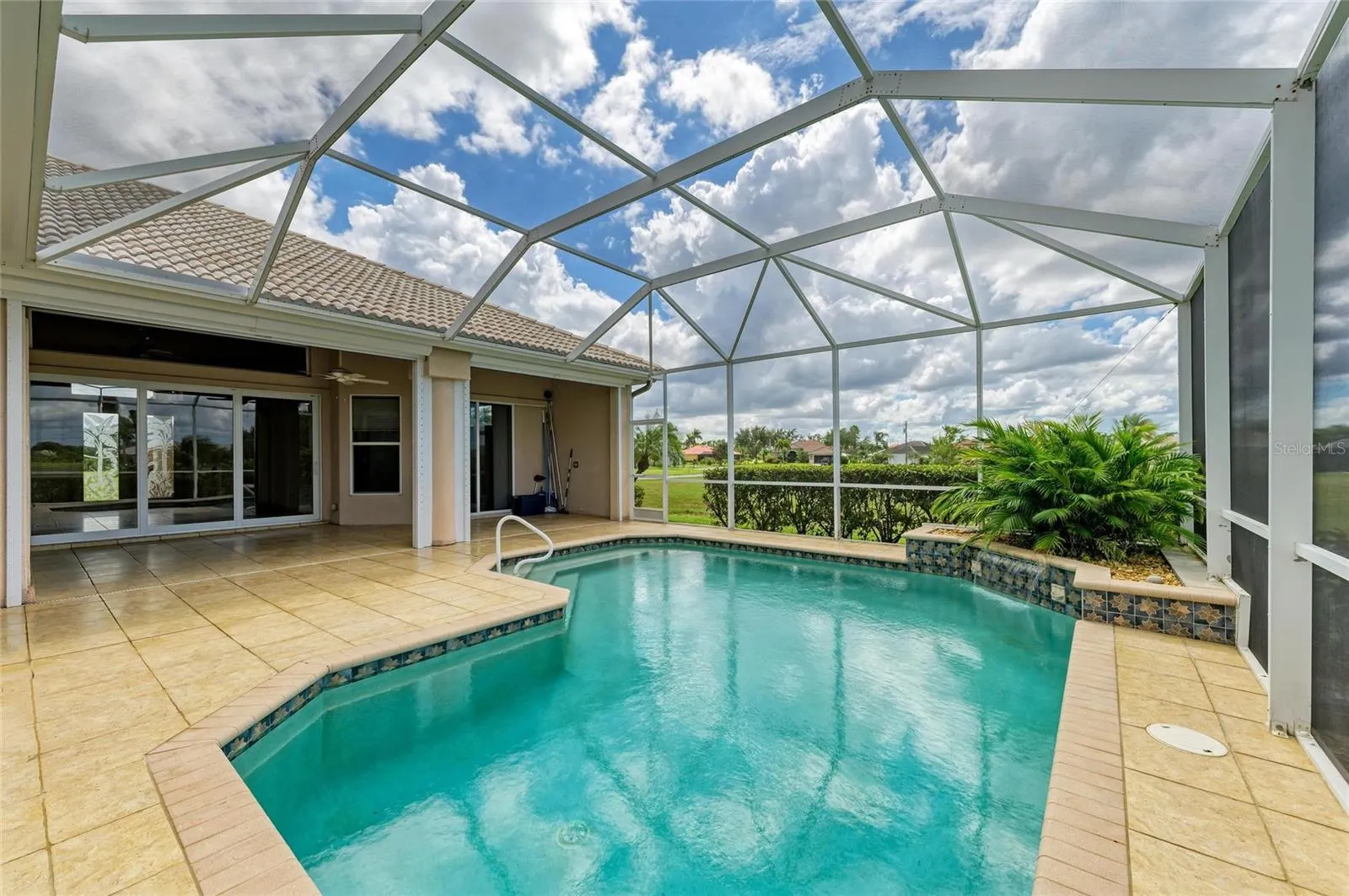 17371 ISAAC LN