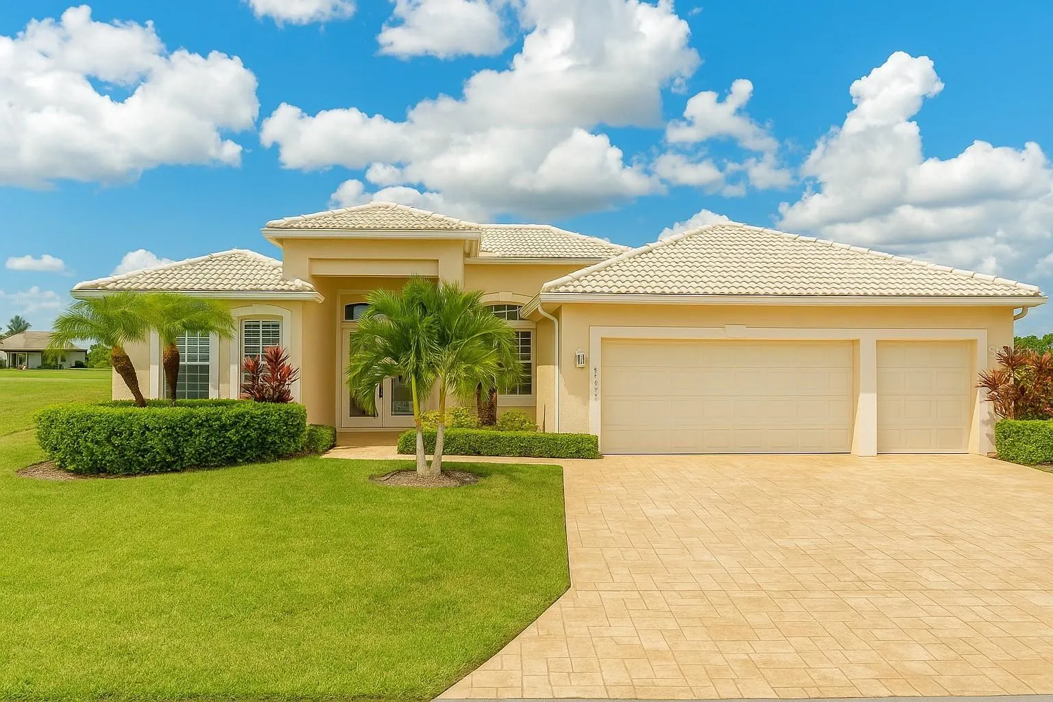 17371 ISAAC LN