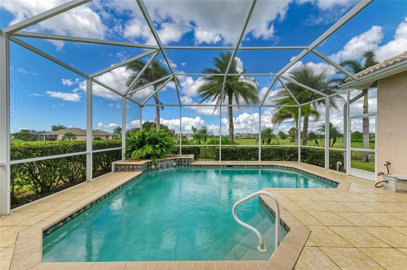 17371 ISAAC LN