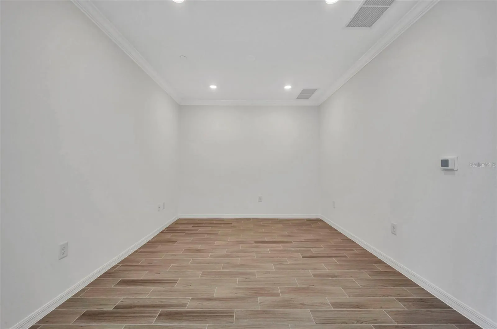 23819 COLLINA WAY #102, #102